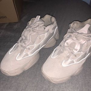 Yeezy 500 NEW